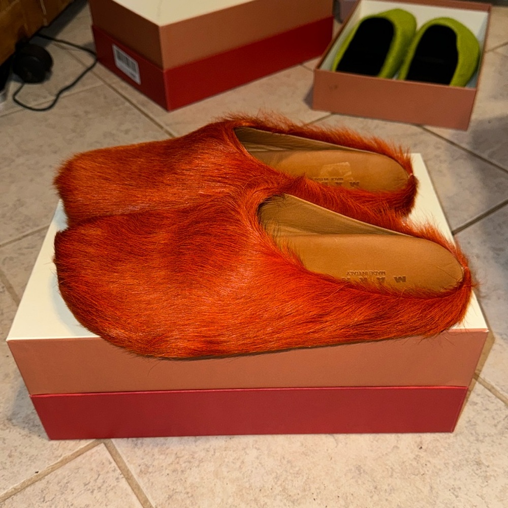 Marni Fussbett Sabot Long Hair calfskin Orange Easy Mule 44/11 NWT